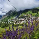In Near Lift Шале *